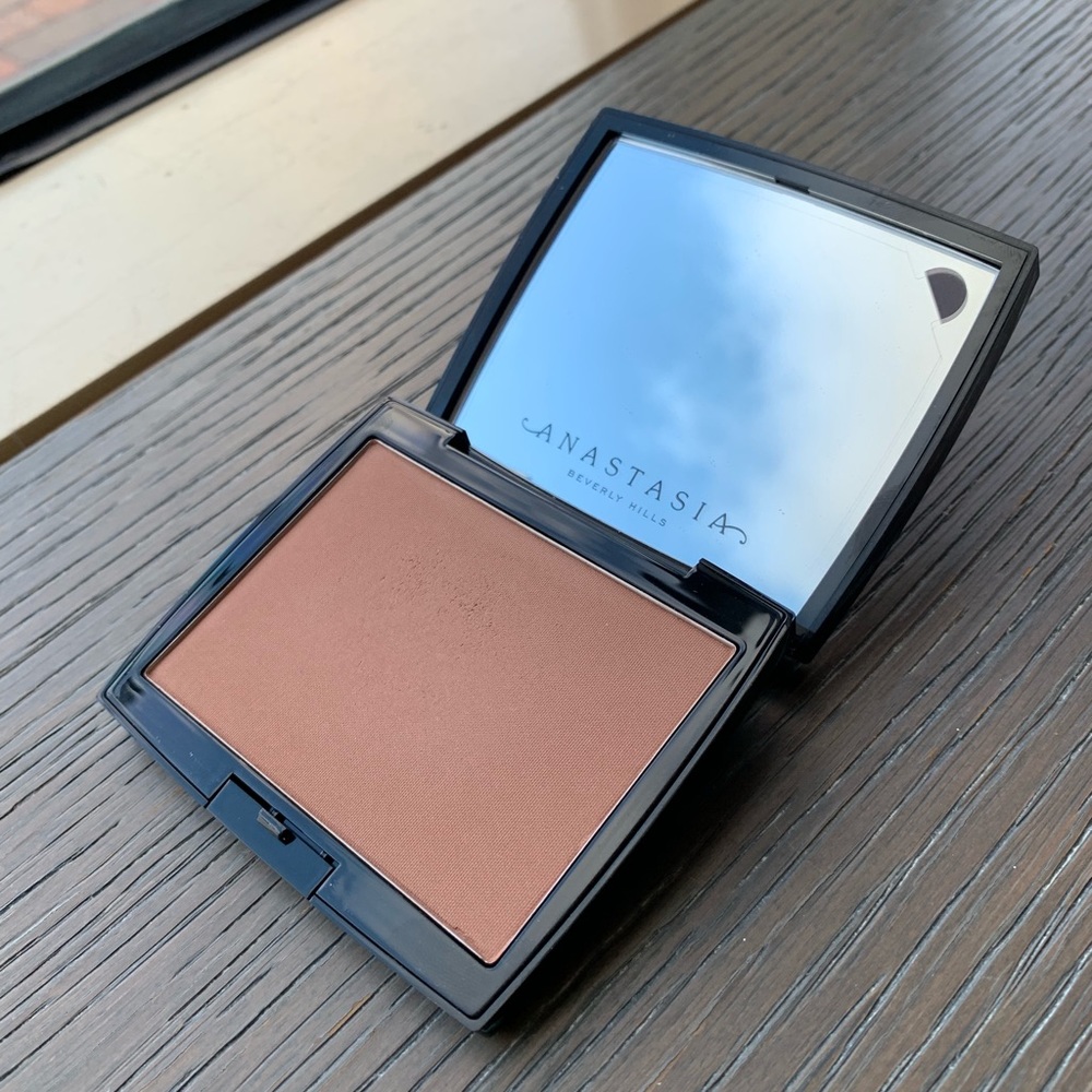 Anastasia Powder Bronzer in Rosewood